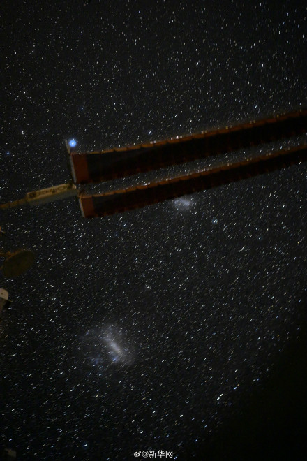 太空视角感受宇宙级震撼之美