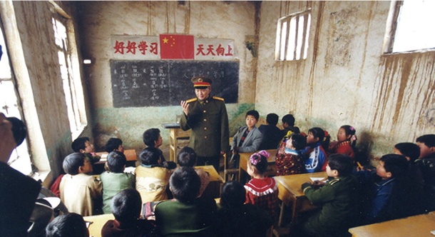 哀悼！他被誉为“希望将军”，给无数家庭带去希望