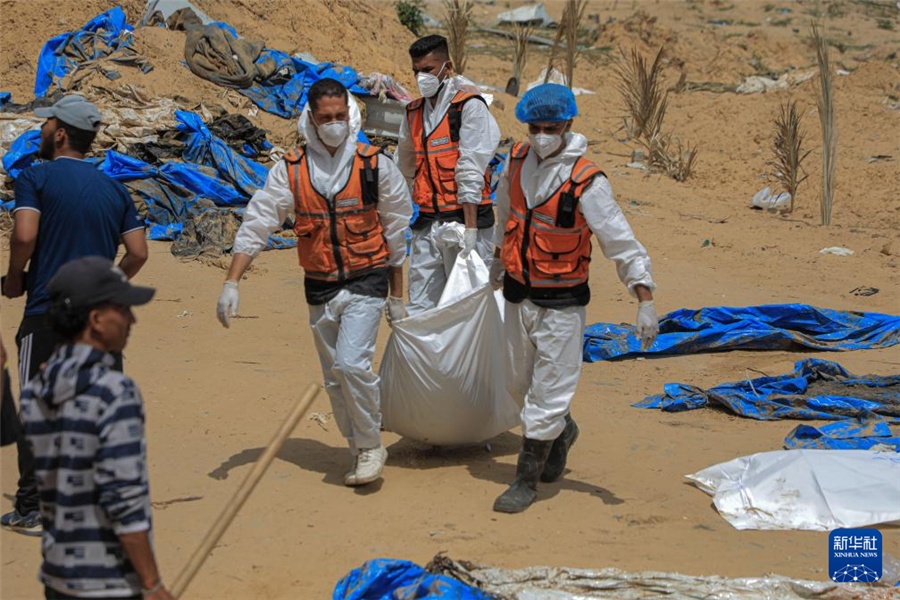 加沙地带一医院发现近300具尸体