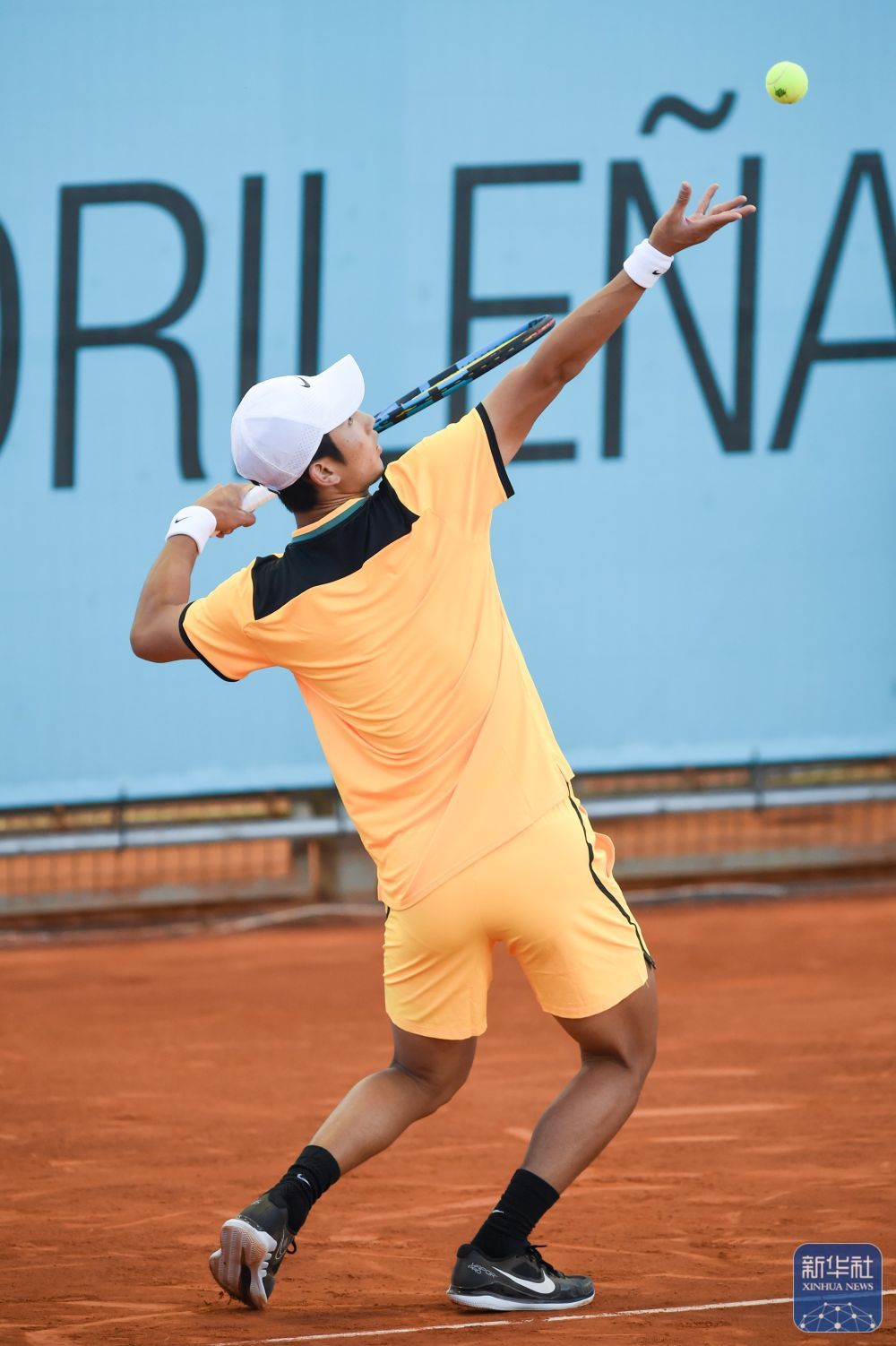 马德里网球公开赛:商竣程首轮晋级 马德里网球公开赛:商竣程首轮晋级