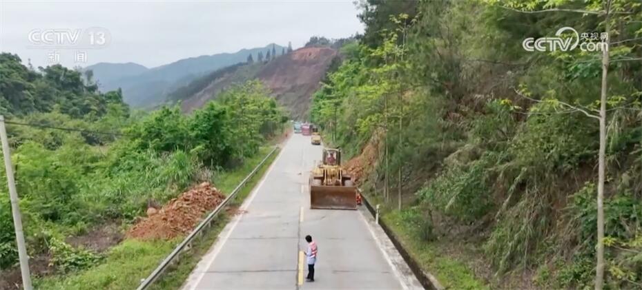“洪水无情人有情” 多地众志成城保障人民群众基本民生 “洪水无情人有情” 多地众志成城保障人民群众基本民生