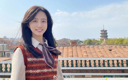 退役女兵开警务自媒体粉丝破百万