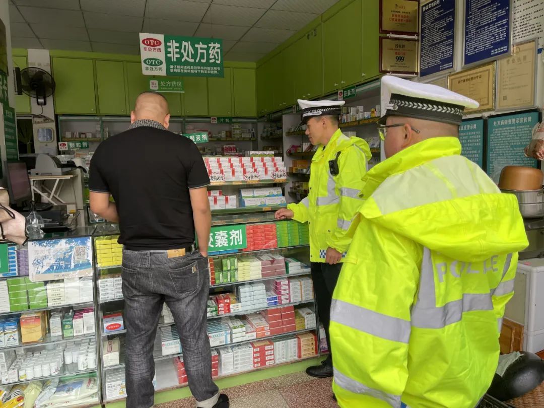 “视线模糊四肢发麻”，男子突发低血糖，还好有他们……