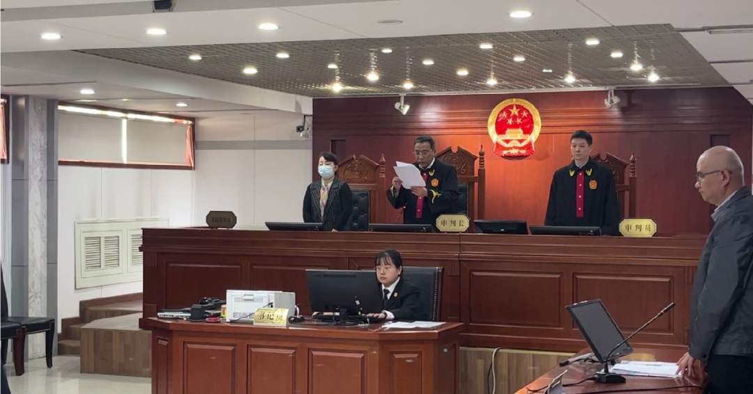 判了 | 拉拽公交车方向盘,致车辆失控!获刑7个月! 判了 | 拉拽公交车方向盘,致车辆失控!获刑7个月!