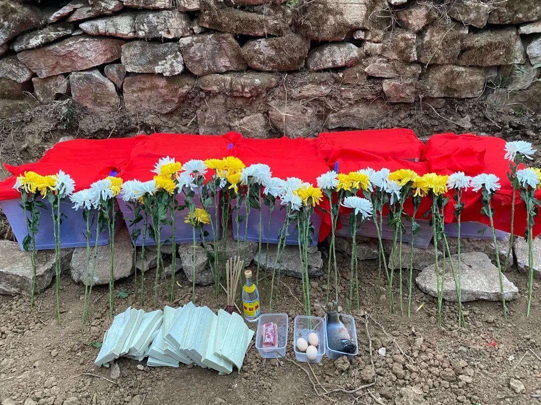 在张家界垭门关沉睡81年的M008号无名战士，我们终于知道了你的名字