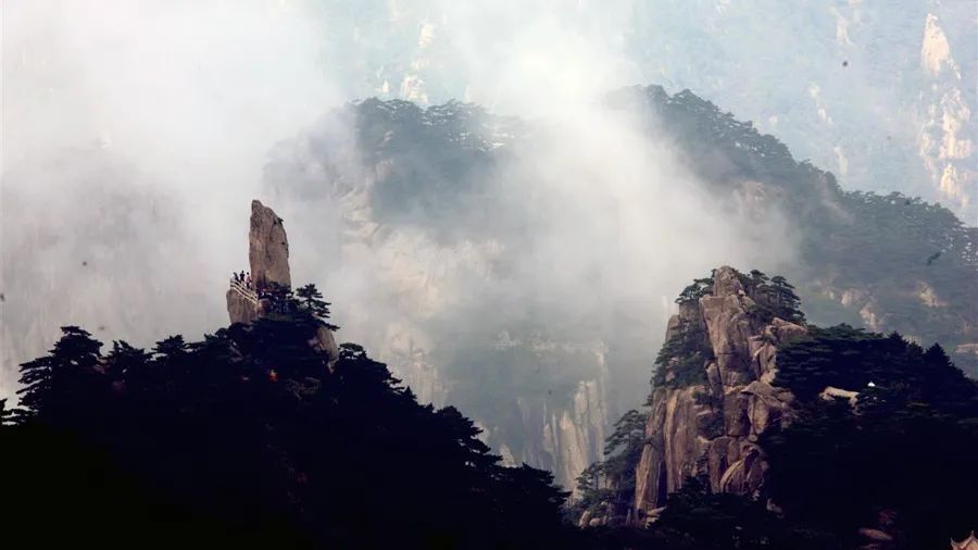 池黄高铁今日开通运营,串联多个旅游胜地,上海人能乘高铁去了 池黄高铁今日开通运营,串联多个旅游胜地,上海人能乘高铁去了