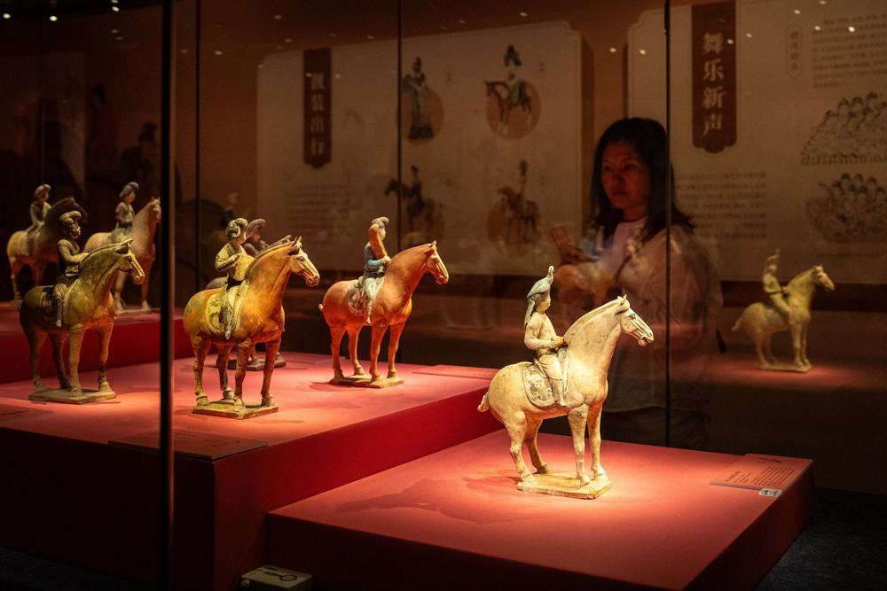 大唐金乡县主特展在长沙博物馆开幕