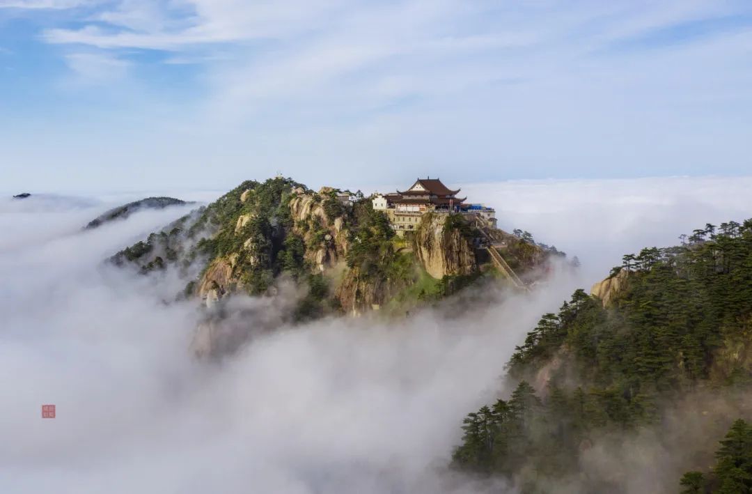 池黄高铁今日开通运营,串联多个旅游胜地,上海人能乘高铁去了 池黄高铁今日开通运营,串联多个旅游胜地,上海人能乘高铁去了