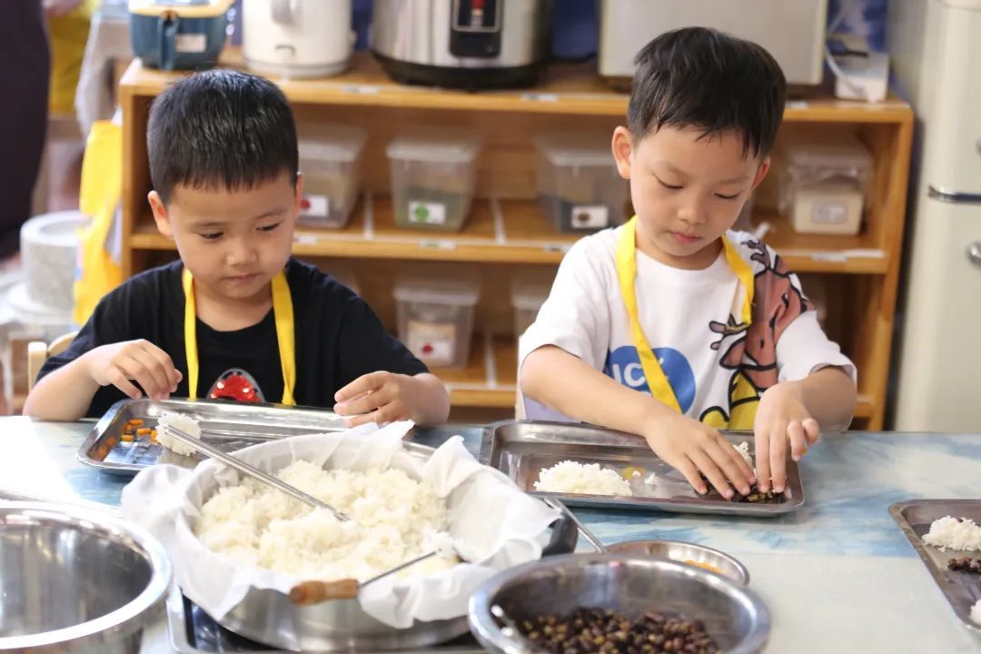 有这样的孩子，你几点回家吃饭？