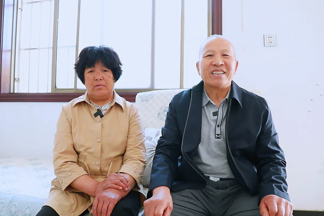 点火发射!李广苏妈妈:回来就做地锅鸡! 点火发射!李广苏妈妈:回来就做地锅鸡!