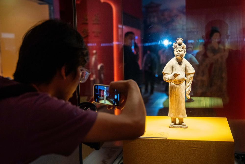 大唐金乡县主特展在长沙博物馆开幕