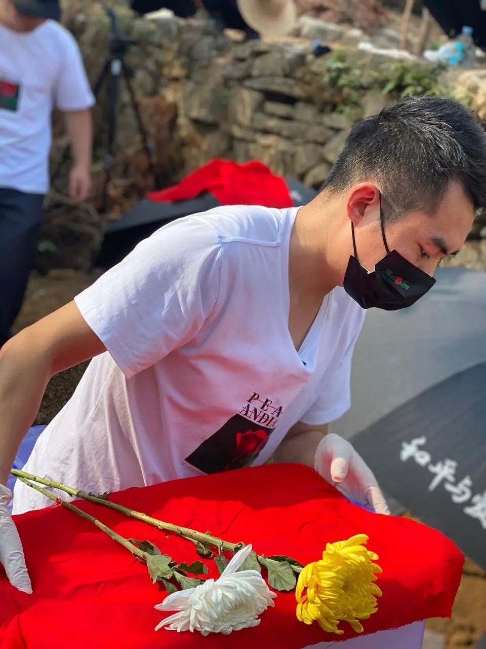 在张家界垭门关沉睡81年的M008号无名战士，我们终于知道了你的名字