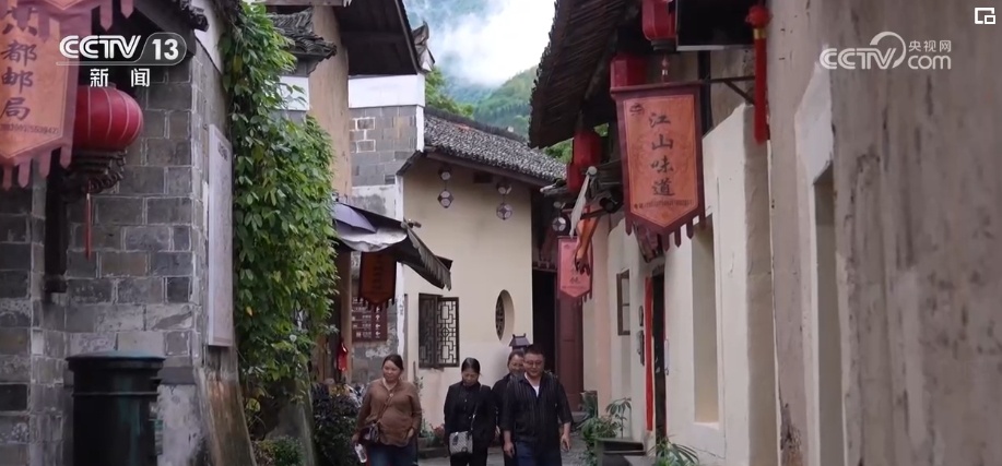 文化中国行 | 千年古镇在历史与现代的交汇中续写新传奇