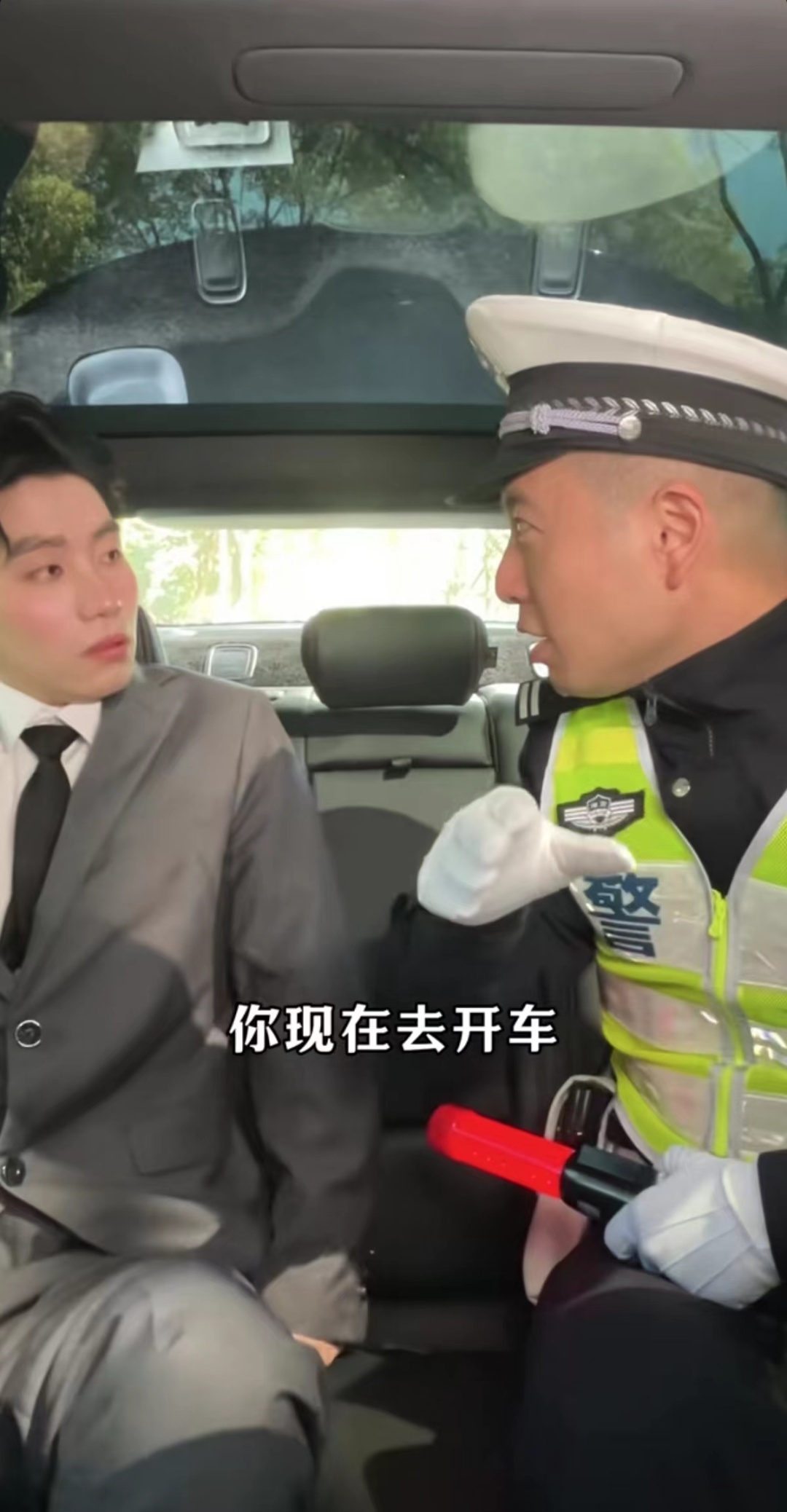 这位“湖南霸总”火了！网友上头：多拍爱看