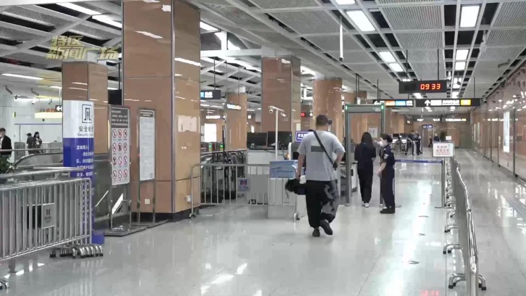 罚!事发厦门地铁!一20多岁男子,长期冒用老年卡! 罚!事发厦门地铁!一20多岁男子,长期冒用老年卡!