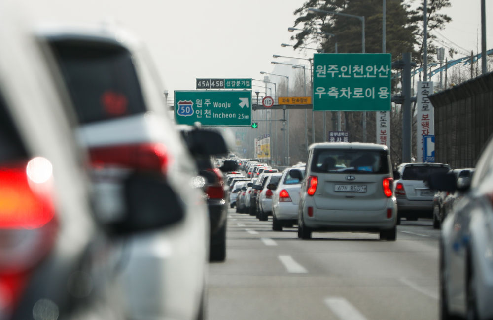 办灯展、建公园　韩国高速路服务区揽客有奇招