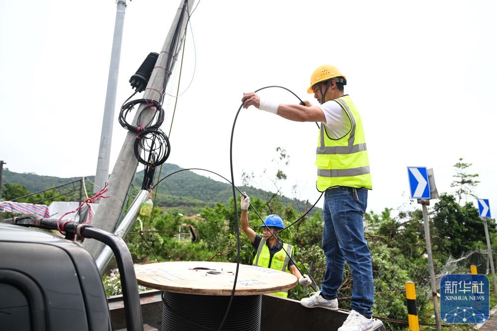 广州龙卷风致5人死亡33人受伤 灾后恢复工作正有序进行 广州龙卷风致5人死亡33人受伤 灾后恢复工作正有序进行