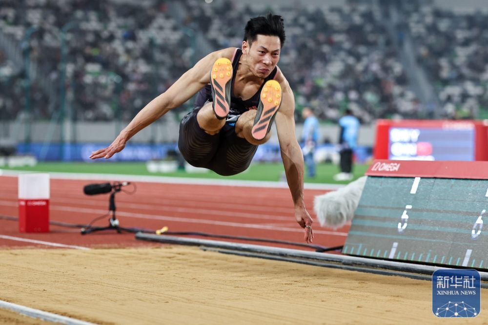 长三角国际田径钻石赛：王嘉男、石雨豪分获男子跳远亚季军