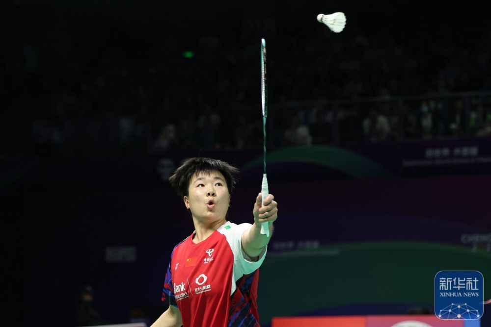 尤伯杯羽毛球赛A组：中国队胜加拿大队