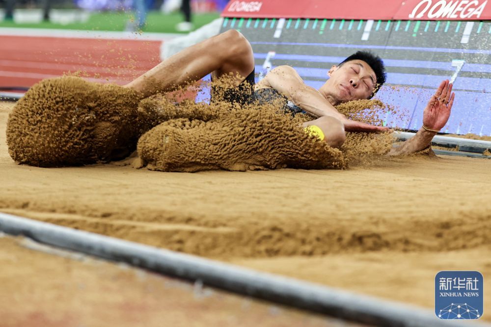 长三角国际田径钻石赛：王嘉男、石雨豪分获男子跳远亚季军
