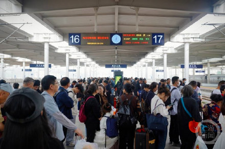 “五一”假期重庆火车站预计日均发送旅客25万人次 这些方向很“火”