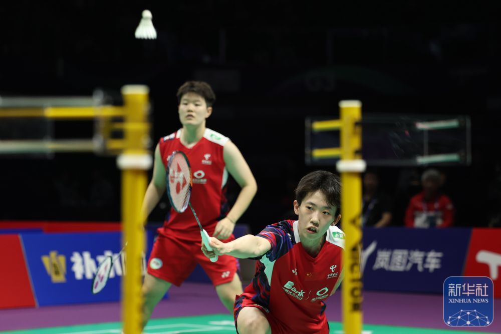 尤伯杯羽毛球赛A组：中国队胜加拿大队