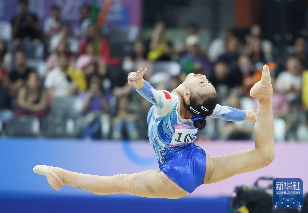 全国体操锦标赛女子个人全能：邱祺缘夺冠