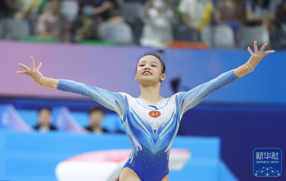 全国体操锦标赛女子个人全能：邱祺缘夺冠