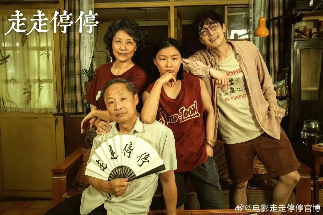 胡歌新电影获大奖!刚宣布怀孕的她也参演,胡歌喊话要做孩子舅舅 胡歌新电影获大奖!刚宣布怀孕的她也参演,胡歌喊话要做孩子舅舅