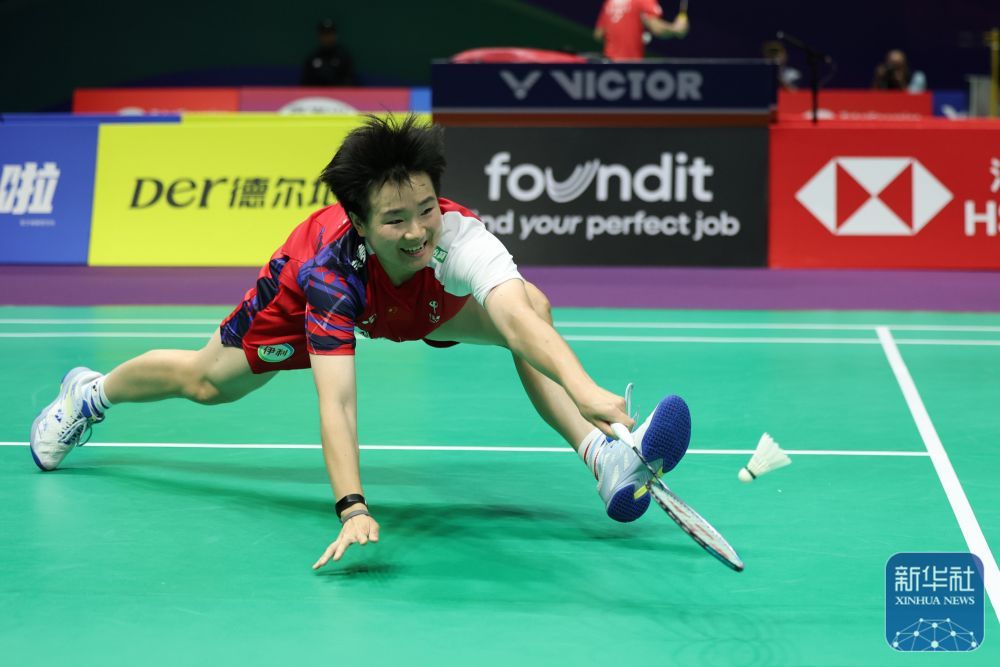 尤伯杯羽毛球赛A组：中国队胜加拿大队