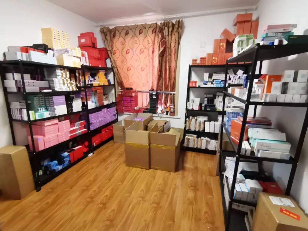 “美丽陷阱”案50人落网!甘肃首例妨害药品管理案告破 “美丽陷阱”案50人落网!甘肃首例妨害药品管理案告破