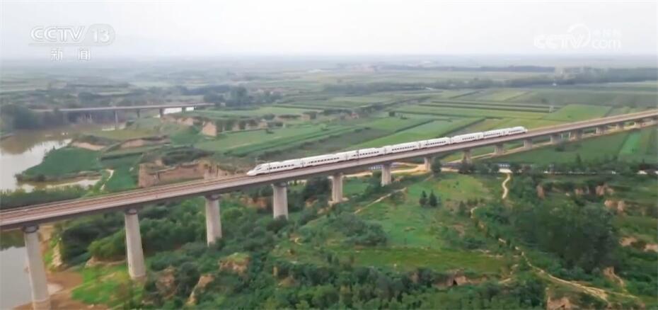 约90%、2.36万个、超19万人次……透过数据看中国交通运输高质量发展