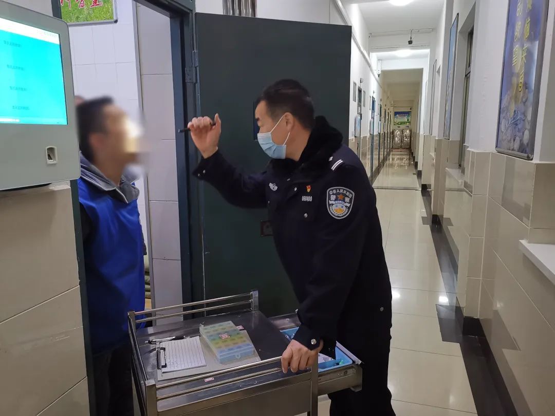 男子心脏停跳152分钟被救活！现场参与抢救的球友找到了