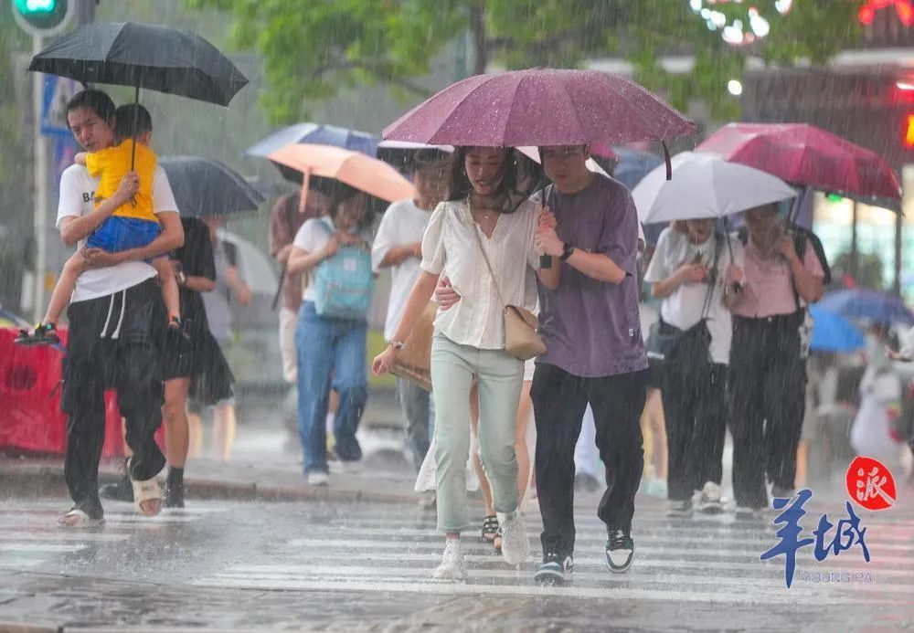 今晚，广东将再迎一波“雷雨+大风+冰雹”！“五一”假期最新天气预测