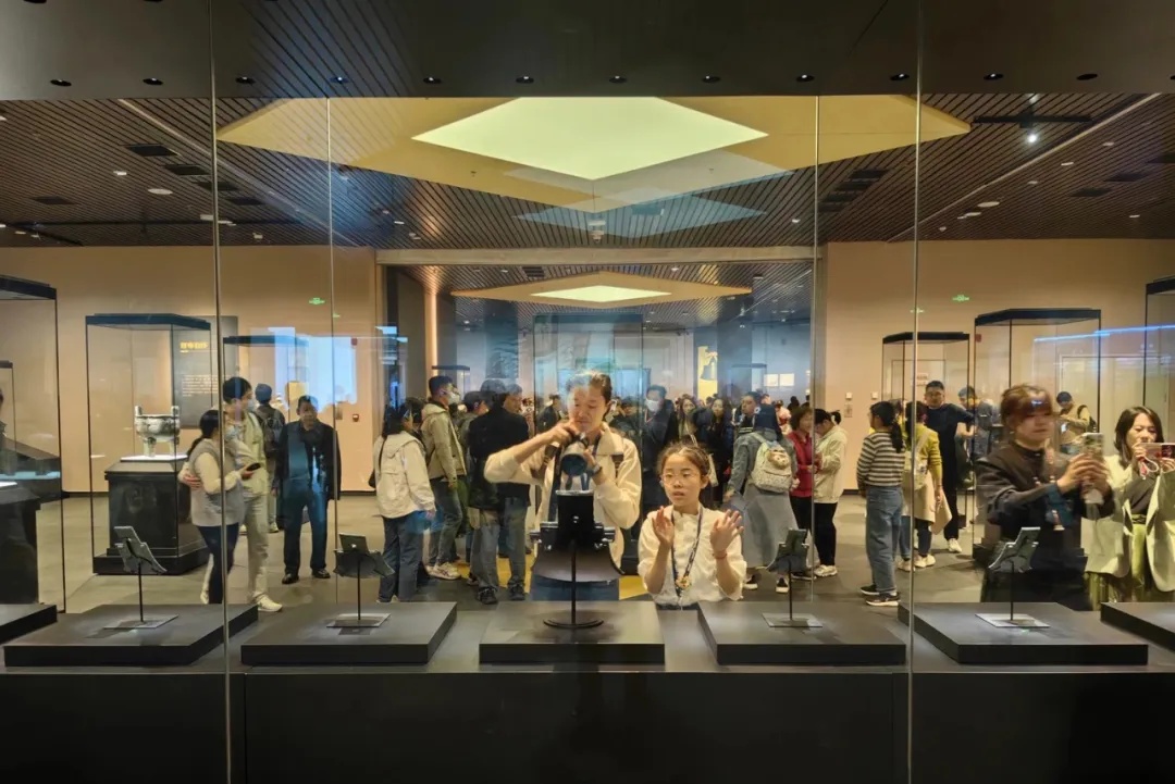 大名鼎鼎的殷墟迎来了一位“小古董”！