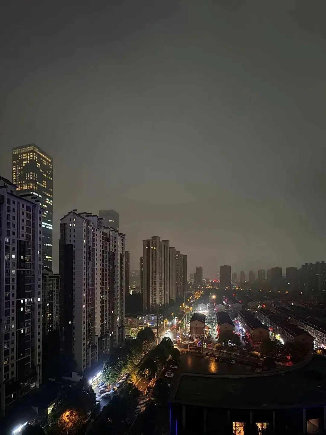 中午12点,长沙突然天黑!铁路部门紧急提醒 中午12点,长沙突然天黑!铁路部门紧急提醒