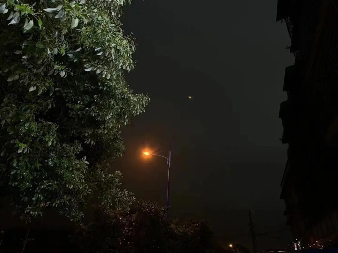 中午12点,长沙突然天黑!铁路部门紧急提醒 中午12点,长沙突然天黑!铁路部门紧急提醒