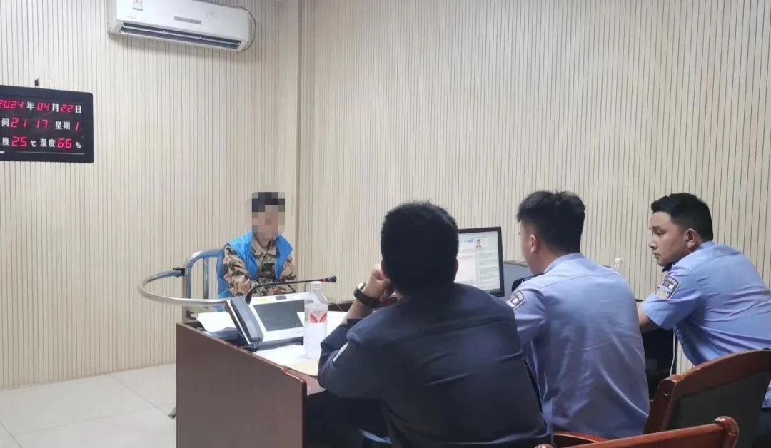 推开门，民警看到几百台手机……