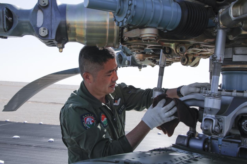 接航天员回家！神舟十七号搜救回收空中分队已准备就绪