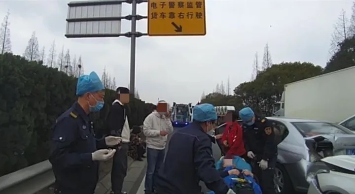 上海动真格？后排乘客不系安全带罚款200元？官方回应来了