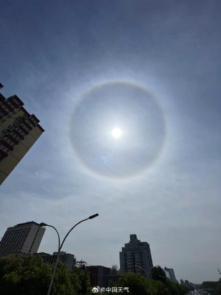 超清晰!四月最后一天北京现超大日晕 超清晰!四月最后一天北京现超大日晕