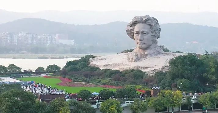 刚刚,橘子洲、岳麓山最新提醒! 刚刚,橘子洲、岳麓山最新提醒!