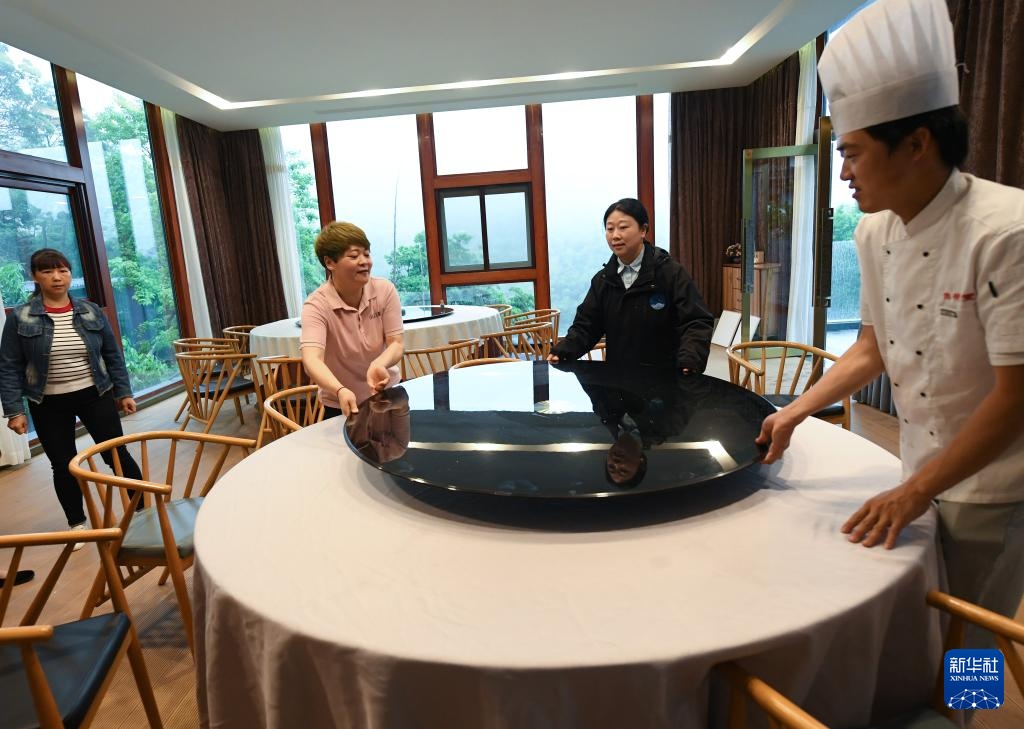 民宿管家黄芳的“‘五一’备战”
