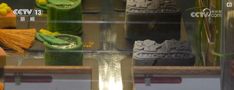 “餐饮+传统文化”高颜值有内涵 “舌尖上”新体验打开消费增长新空间