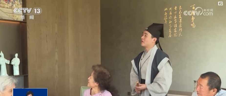 “餐饮+传统文化”高颜值有内涵 “舌尖上”新体验打开消费增长新空间