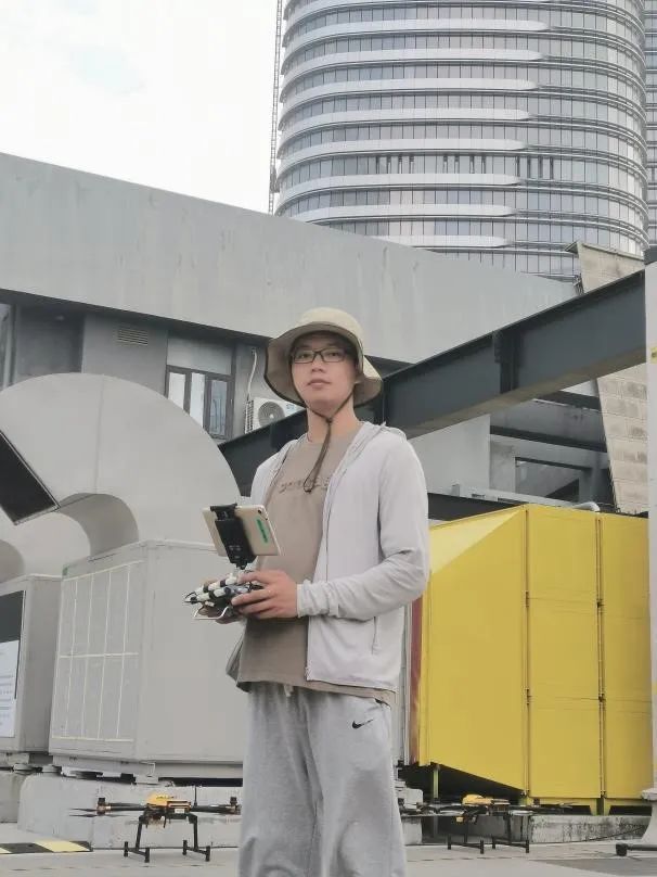 AI训练师、汉服妆造师、食物造型师……这些新职业拓展就业新空间 AI训练师、汉服妆造师、食物造型师……这些新职业拓展就业新空间