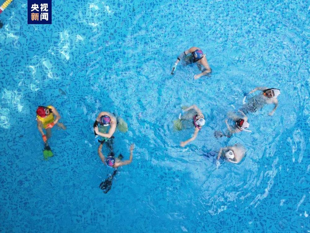 99%的人没听过的水下曲棍球来了 公开赛今日“水下挥杆” 99%的人没听过的水下曲棍球来了 公开赛今日“水下挥杆”