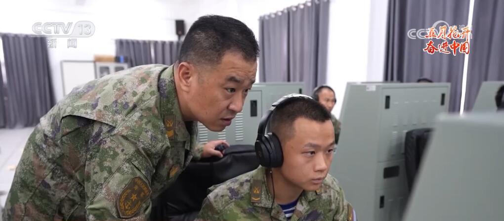 向劳动者致敬!用拼搏灌溉梦想 每一份付出都值得被看见 向劳动者致敬!用拼搏灌溉梦想 每一份付出都值得被看见