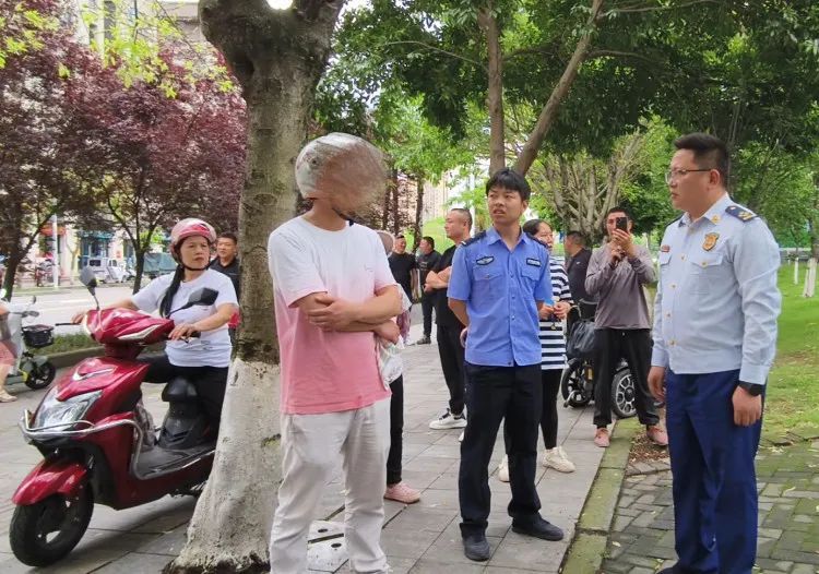 谎报火锅店爆炸让35名消防员虚惊一场！男子被拘留