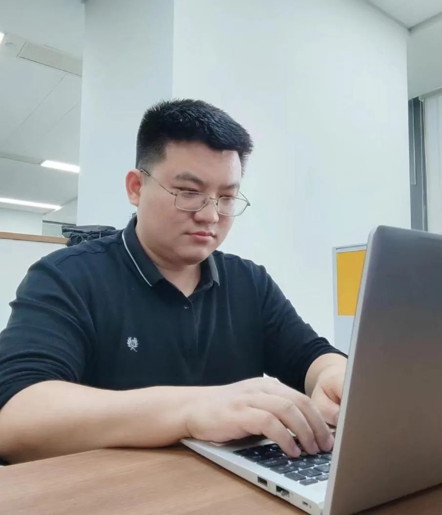 AI训练师、汉服妆造师、食物造型师……这些新职业拓展就业新空间 AI训练师、汉服妆造师、食物造型师……这些新职业拓展就业新空间